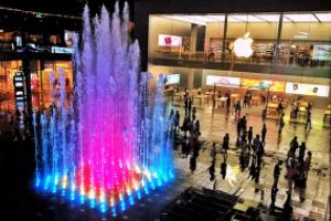 WNBA联赛新赛季开幕，激烈角逐升温