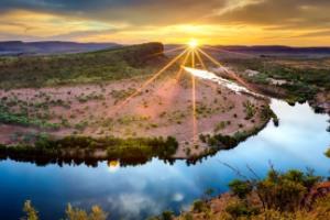 WNBA联赛新赛季开幕，激烈角逐升温